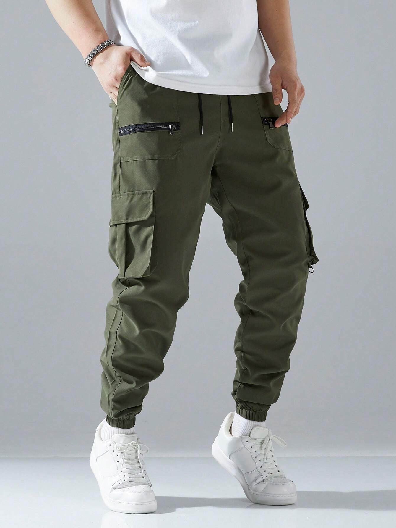 Manfinity Loose Fit Men'S Cargo Pants with Flap Pockets, Side Drawstring and Elastic Waist