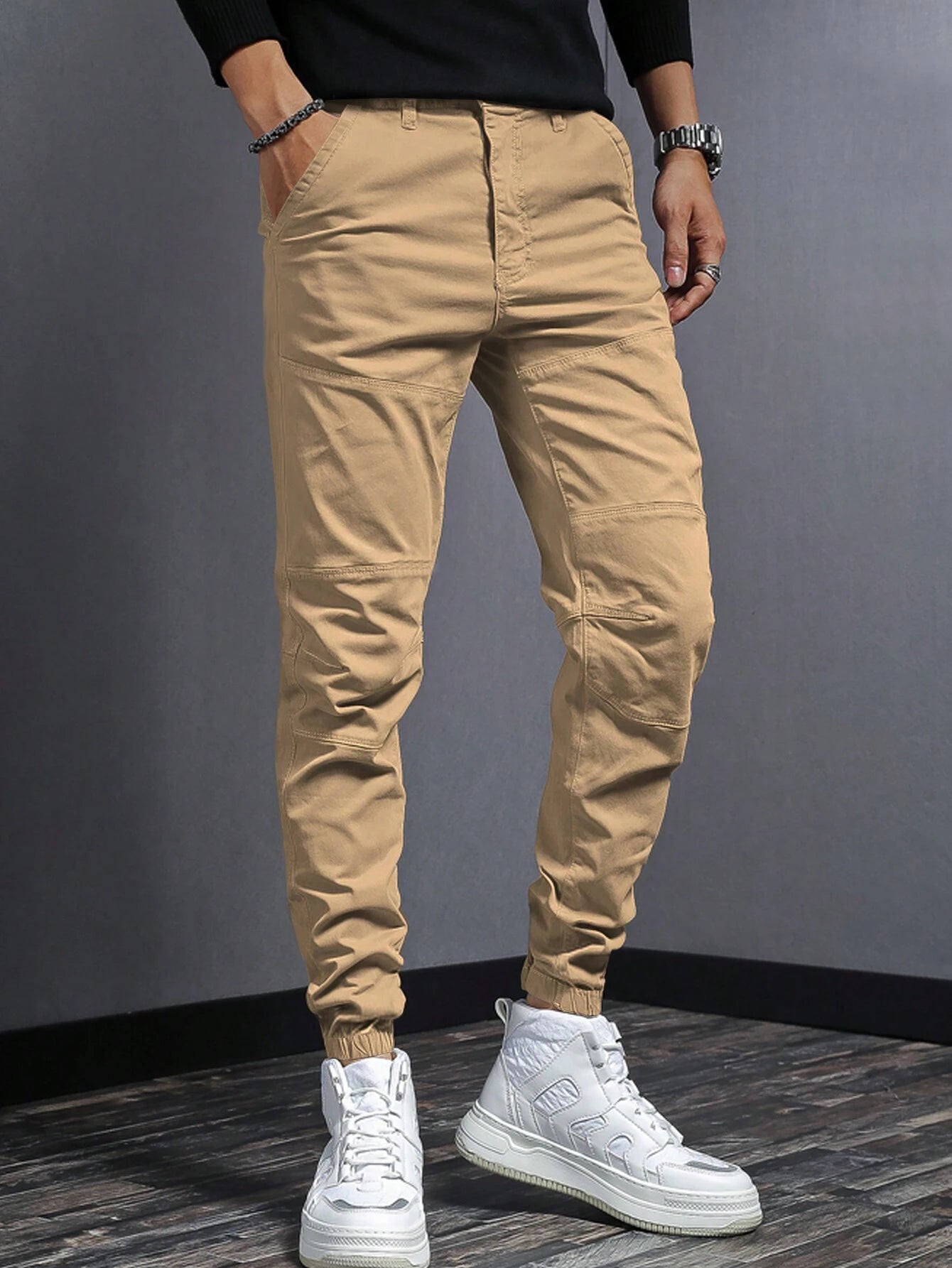 Manfinity Hypemode Men Solid Slant Pocket Pants