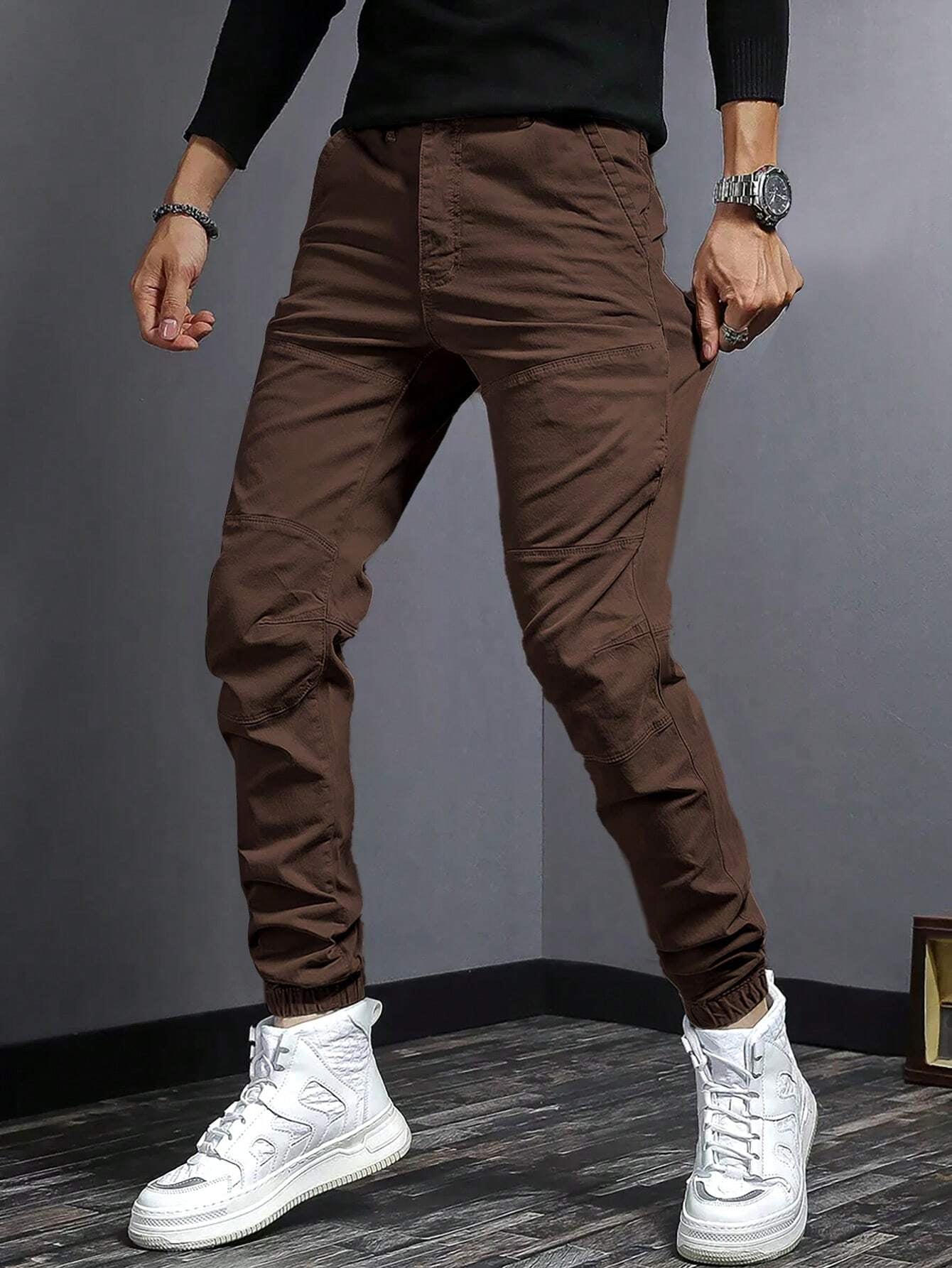 Manfinity Hypemode Men Solid Slant Pocket Pants