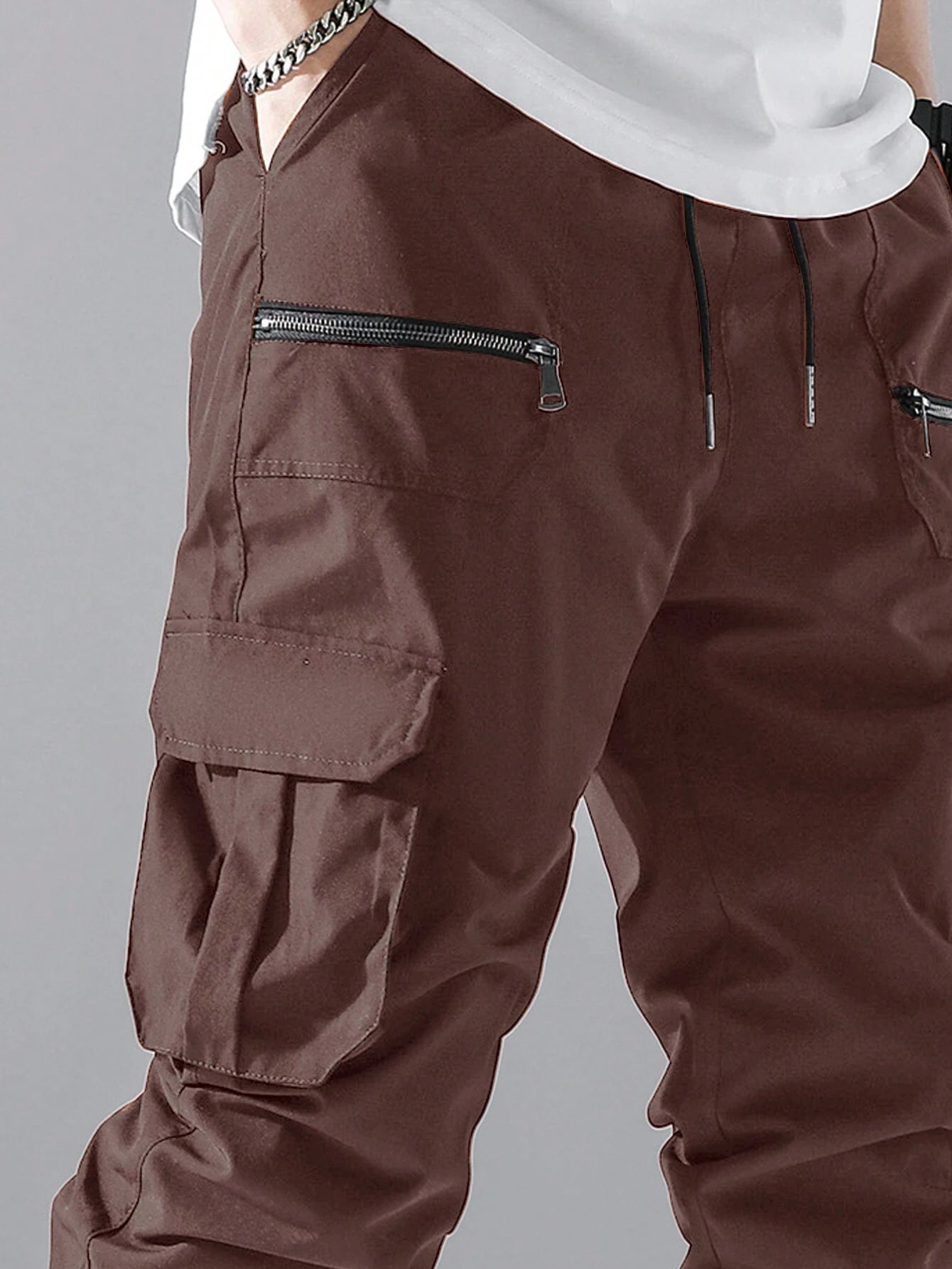 Manfinity Loose Fit Men'S Cargo Pants with Flap Pockets, Side Drawstring and Elastic Waist