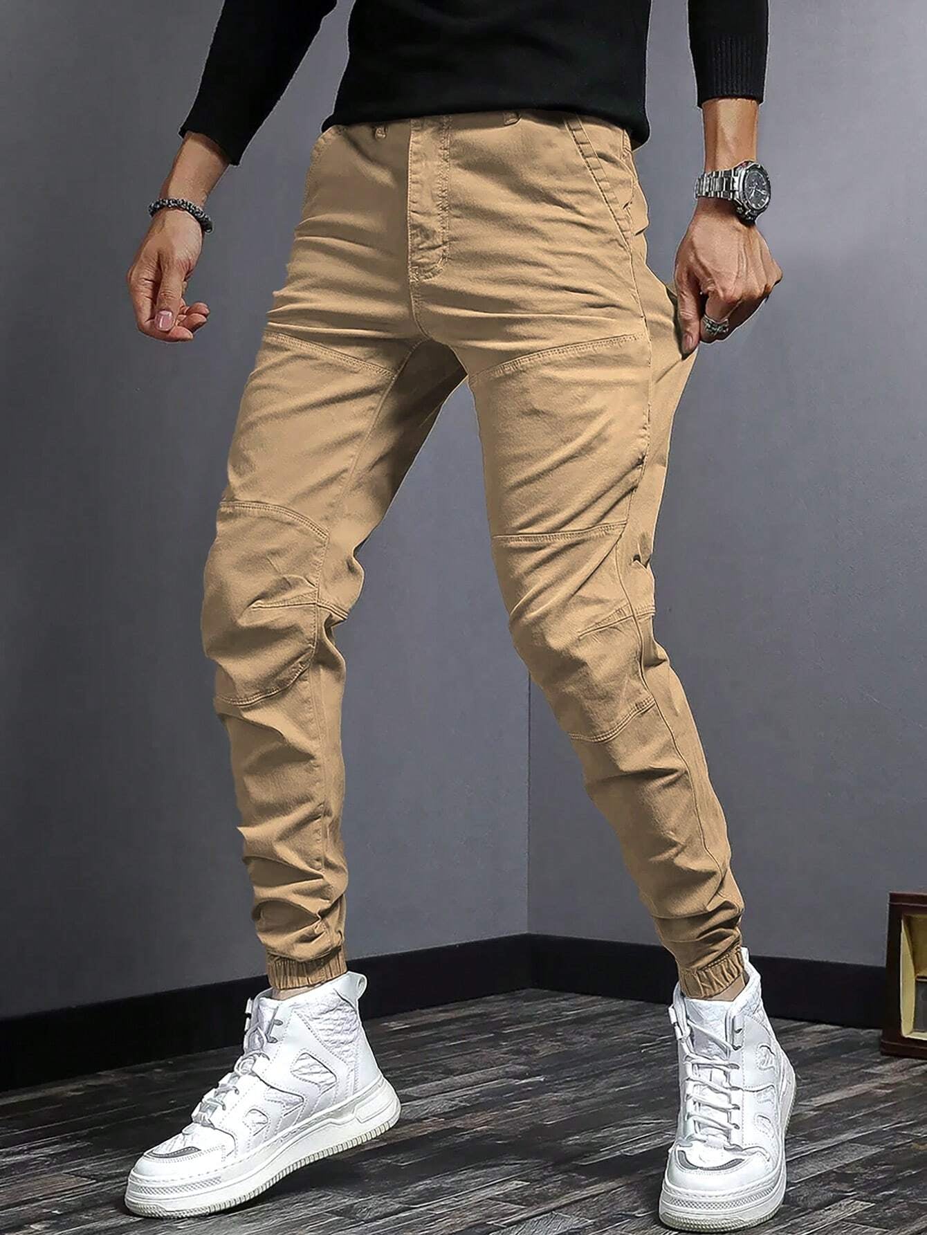 Manfinity Hypemode Men Solid Slant Pocket Pants