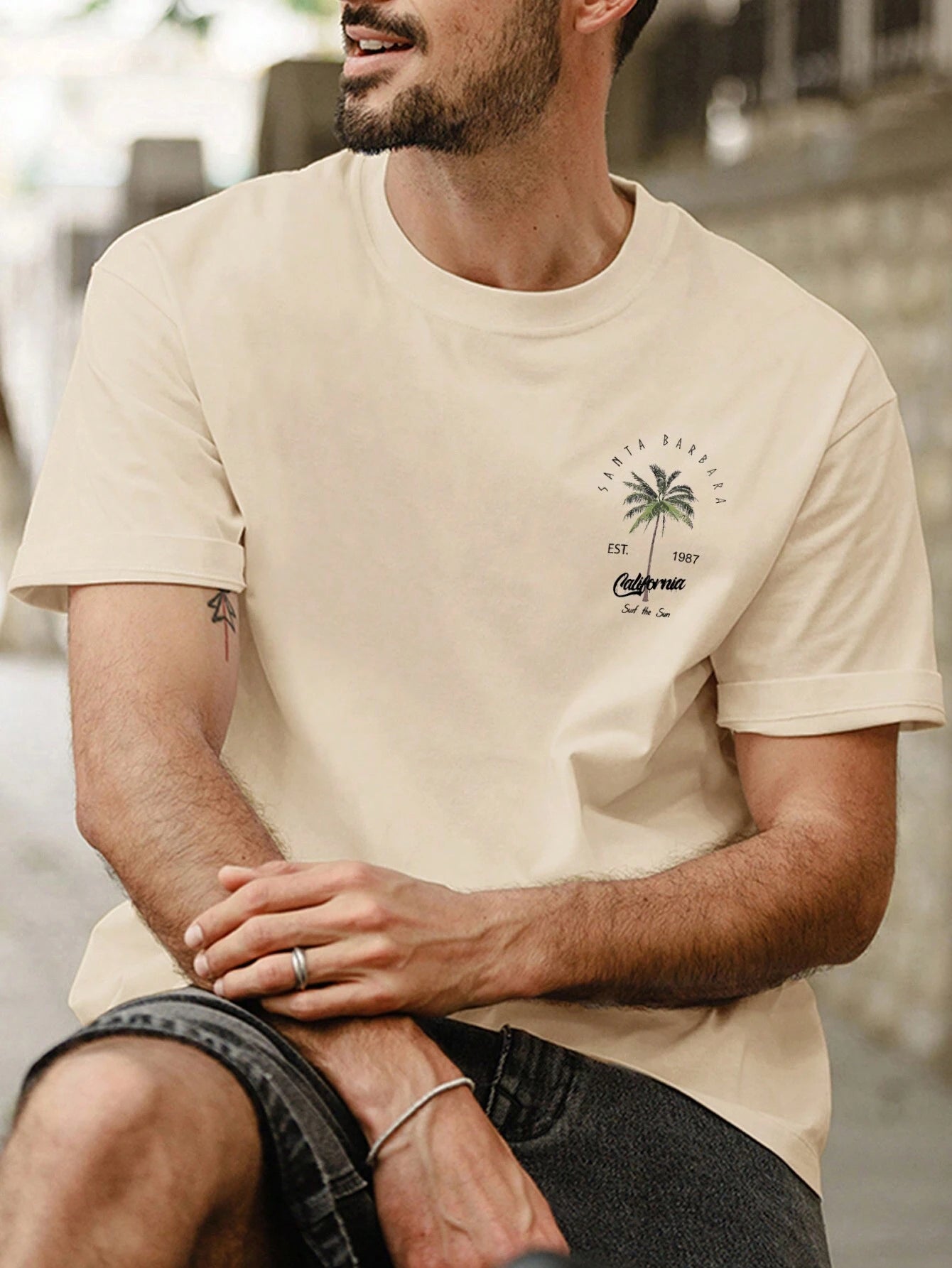 Men Coconut Tree & Letter Graphic Tee